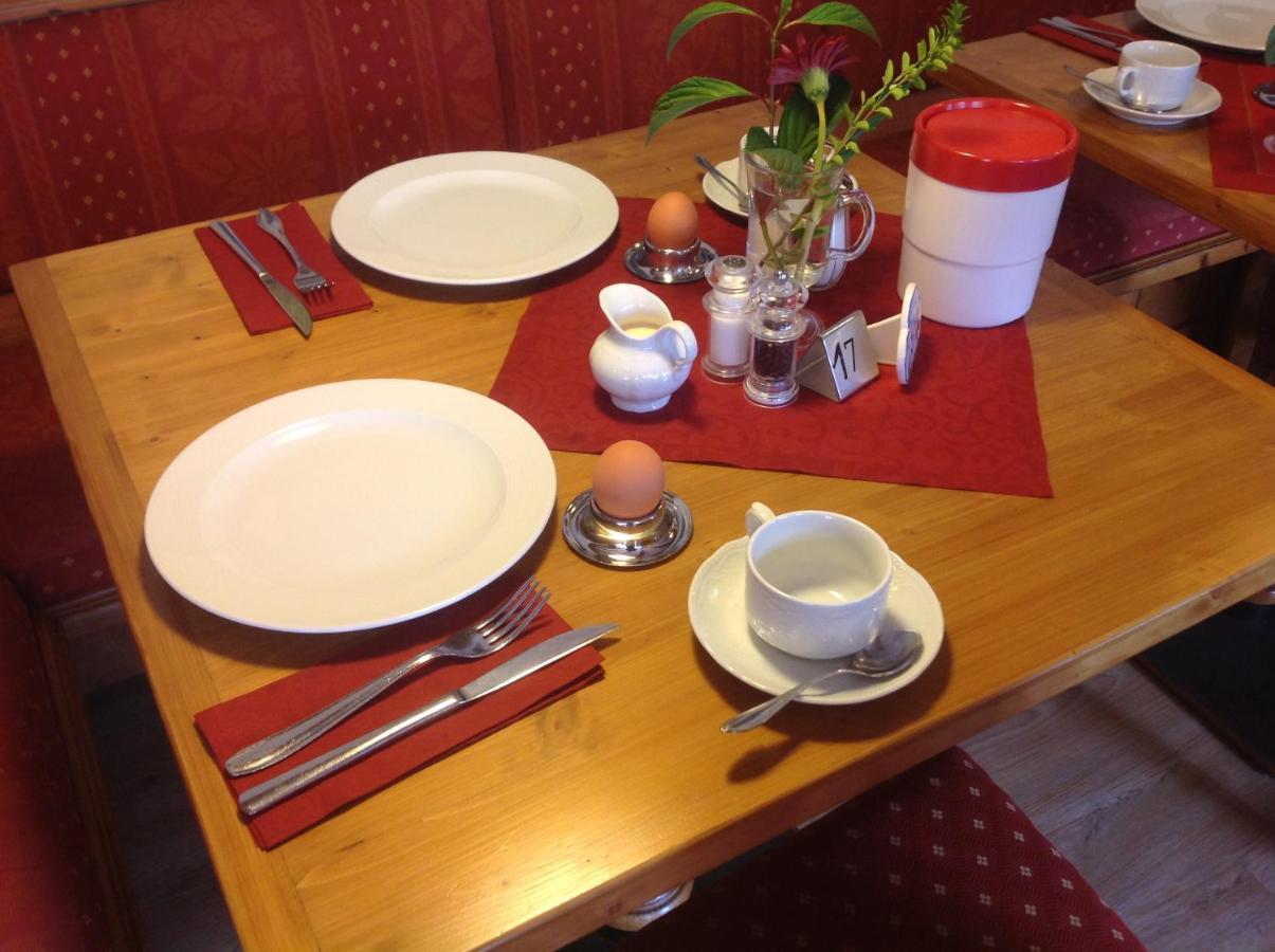 La Locanda Ristorante Pizzeria Garni Ohlstadt Dış mekan fotoğraf